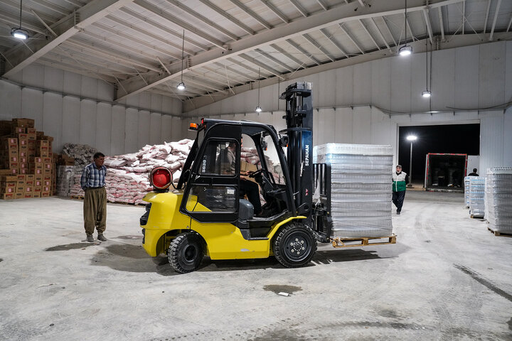 بازدید فتاح از روند خدمت‌رسانی ستاد اجرایی فرمان امام در مرز مهران