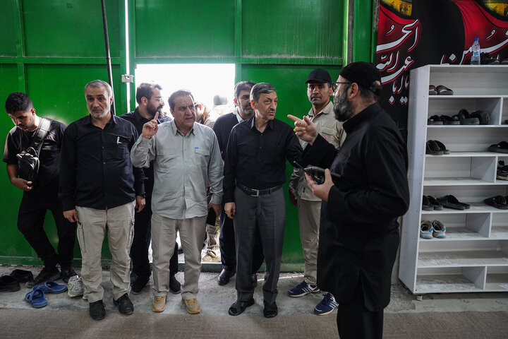 بازدید فتاح از روند خدمت‌رسانی ستاد اجرایی فرمان امام در مرز مهران