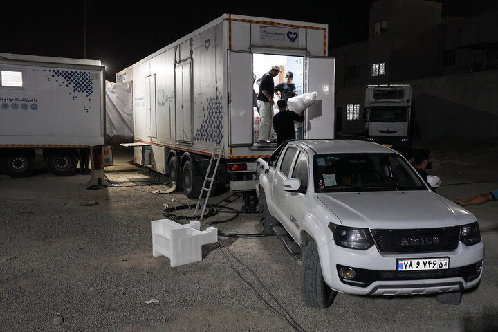 بازدید فتاح از روند خدمت‌رسانی ستاد اجرایی فرمان امام در مرز مهران