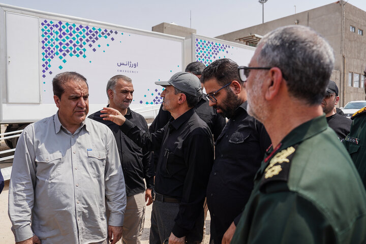 بازدید فتاح از روند خدمت‌رسانی ستاد اجرایی فرمان امام در مرز مهران
