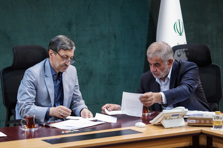 دیدار محمدصالح جوکار نماینده مردم یزد و اشکذر در مجلس شورای اسلامی با رئیس ستاد اجرایی فرمان امام