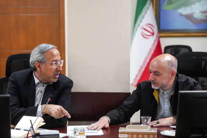 بررسی عملکرد شرکت فولاد شهید جهان‌آرا