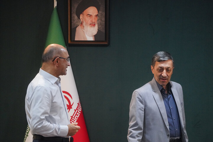 بررسی عملکرد شرکت‌های تولید نیروی برق آبادان و اروند