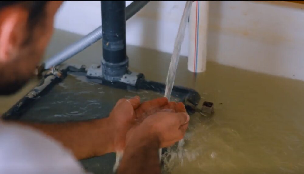 ویدئو/ اجرای طرح دانش‌بنیان «آب‌ شیرین‌کن خورشیدی» در شهرستان دشتیاری سیستان و بلوچستان