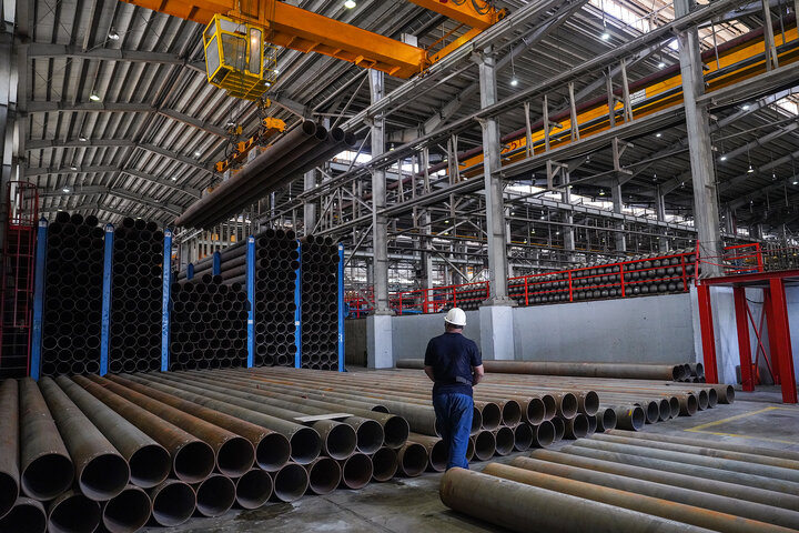 بازدید رئیس ستاد اجرایی فرمان امام از کارخانه پارس ام.سی.اس اصفهان