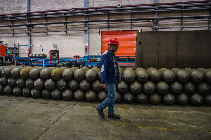 بازدید رئیس ستاد اجرایی فرمان امام از کارخانه پارس ام.سی.اس اصفهان