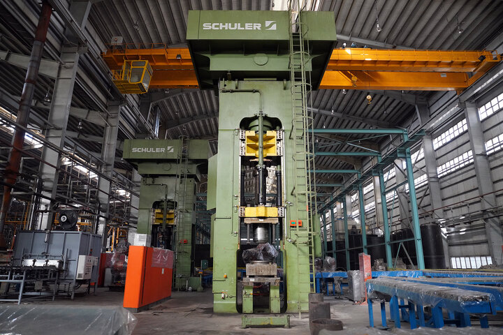 بازدید رئیس ستاد اجرایی فرمان امام از کارخانه پارس ام.سی.اس اصفهان