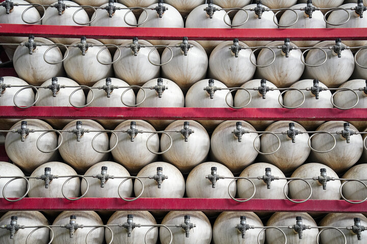 بازدید رئیس ستاد اجرایی فرمان امام از کارخانه پارس ام.سی.اس اصفهان