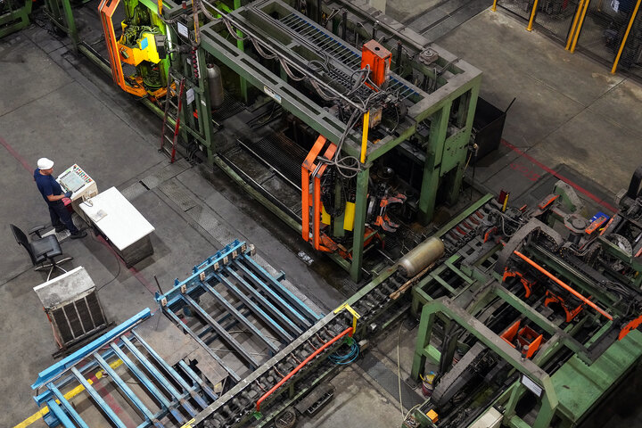 بازدید رئیس ستاد اجرایی فرمان امام از کارخانه پارس ام.سی.اس اصفهان