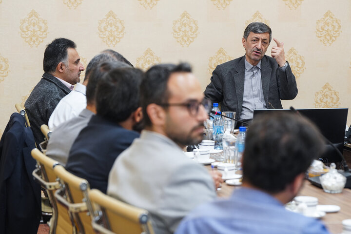 بررسی ‌طرح‌های موسسه دانش بنیان برکت با حضور رئیس ستاد اجرایی فرمان امام