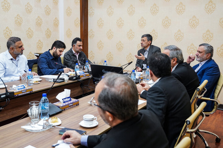 بررسی ‌طرح‌های موسسه دانش بنیان برکت با حضور رئیس ستاد اجرایی فرمان امام