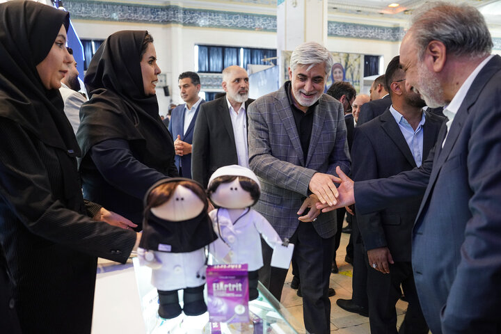 حضور گروه سلامت و دارویی برکت در دهمین نمایشگاه ایران فارما