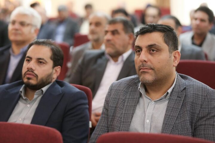 نشست هماهنگی مدیران عامل شرکت‌های تابعه ستاد برای شرکت در هشتمین دوره جایزه ملی تعالی و پیشرفت