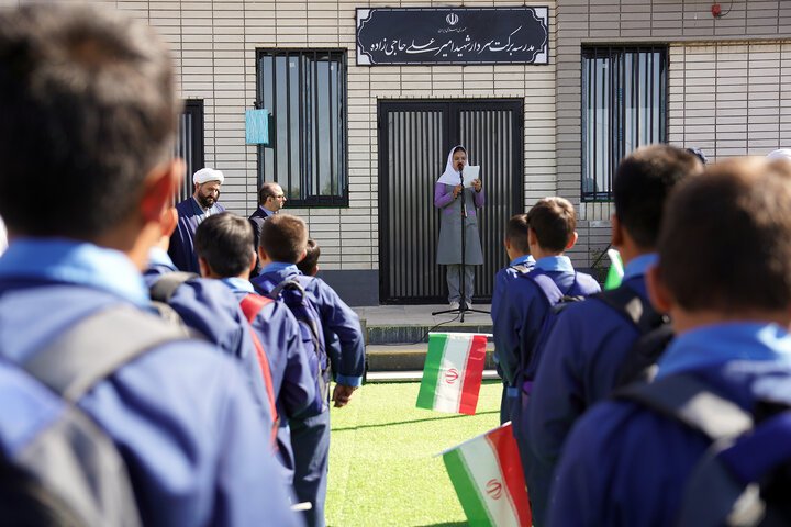 جشن پایان مدارس کانکسی ایران با حضور رئیس ستاد اجرایی فرمان امام و وزیر آموزش و پرورش