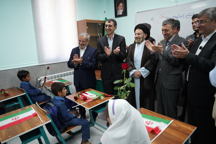 جشن پایان مدارس کانکسی ایران با حضور رئیس ستاد اجرایی فرمان امام و وزیر آموزش و پرورش