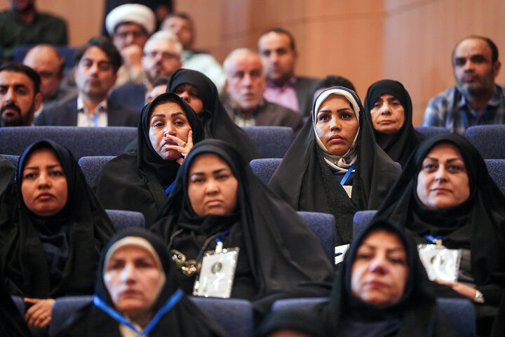 آیین تکریم از خادمان اربعین حسینی