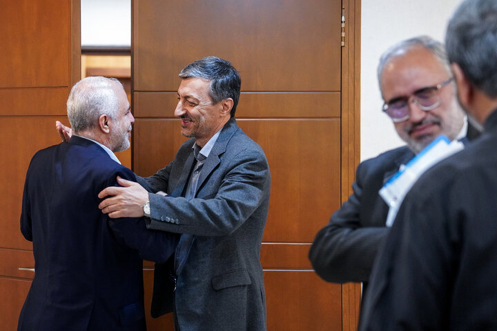 جلسه روسای نهادهای انقلاب اسلامی به میزبانی ستاد اجرایی فرمان امام