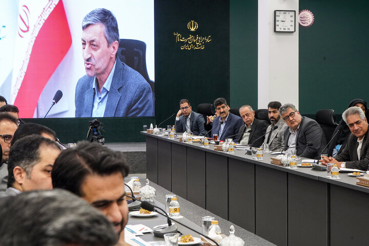 نشست تخصصی مدیران گروه سلامت و دارویی برکت