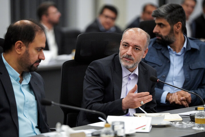 نشست تخصصی مدیران گروه سلامت و دارویی برکت