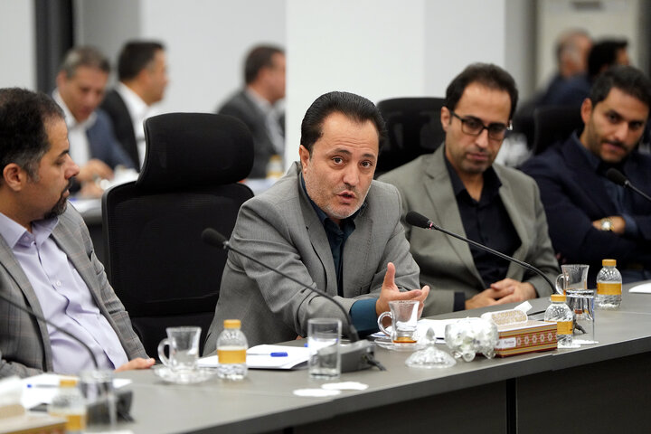 نشست تخصصی مدیران گروه سلامت و دارویی برکت