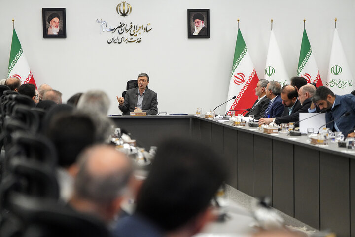 نشست تخصصی مدیران گروه سلامت و دارویی برکت