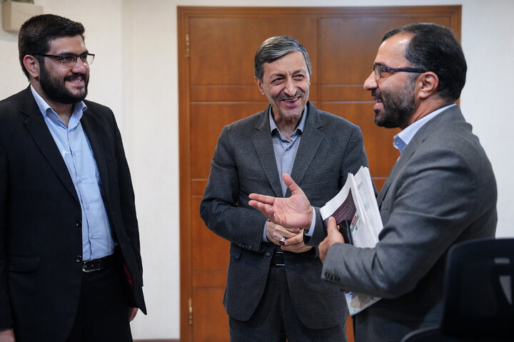 دیدار عباس گودرزی نماینده مردم بروجرد در مجلس شورای اسلامی با رئیس ستاد اجرایی فرمان امام