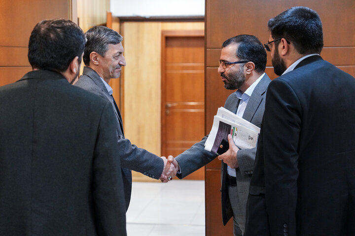 دیدار عباس گودرزی نماینده مردم بروجرد در مجلس شورای اسلامی با رئیس ستاد اجرایی فرمان امام