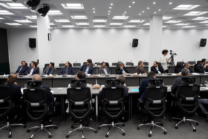 نشست تخصصی مدیران گروه توسعه صنعت معدن تدبیر