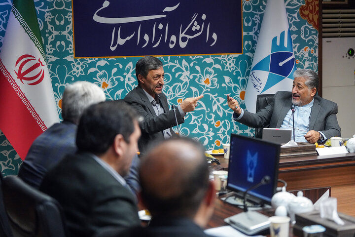 دیدار رئیس ستاد اجرایی فرمان امام با رئیس جدید دانشگاه آزاد