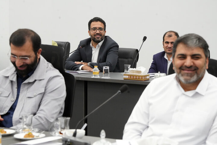 نشست تخصصی مدیران بنیاد برکت