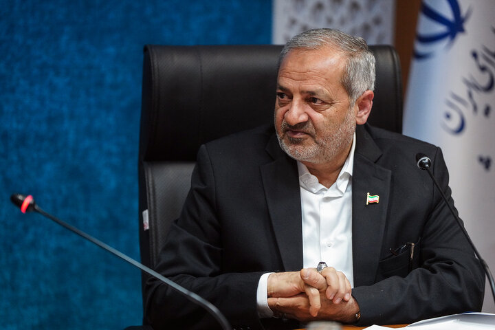 توسعه عدالت آموزشی و تجهیز مدارس با امضای دو تفاهم‌نامه مشترک