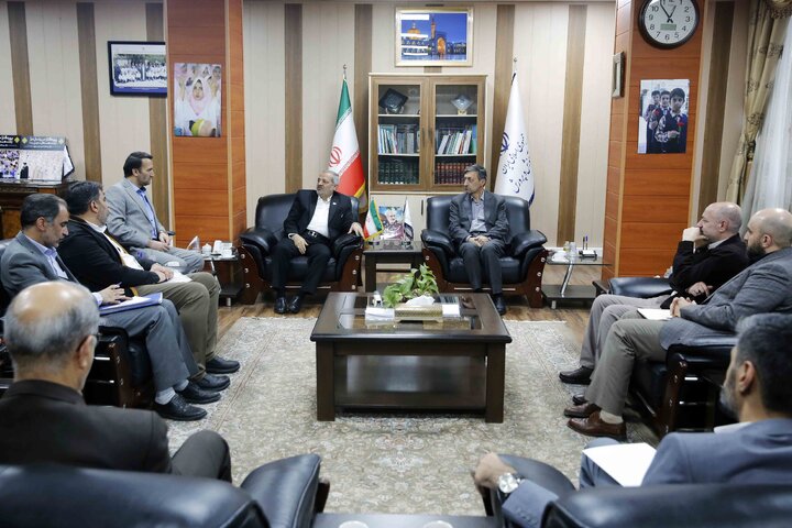 توسعه عدالت آموزشی و تجهیز مدارس با امضای دو تفاهم‌نامه مشترک