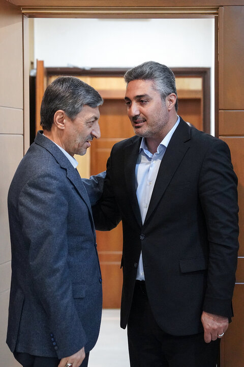 دیدار حاکم ممکان نماینده مردم ارومیه در مجلس شورای اسلامی با رئیس ستاد اجرایی فرمان امام