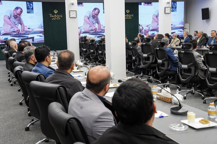 نشست تخصصی مدیران سازمان اموال و املاکِ ستاد اجرایی فرمان امام