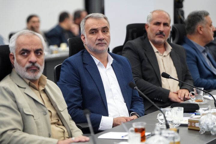 نشست تخصصی مدیران سازمان اموال و املاکِ ستاد اجرایی فرمان امام