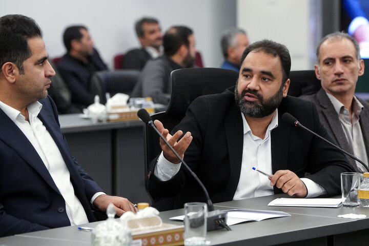 نشست تخصصی مدیران سازمان اموال و املاکِ ستاد اجرایی فرمان امام