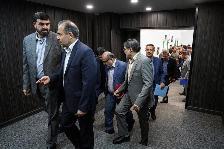 نشست تخصصی مدیران سازمان اموال و املاکِ ستاد اجرایی فرمان امام