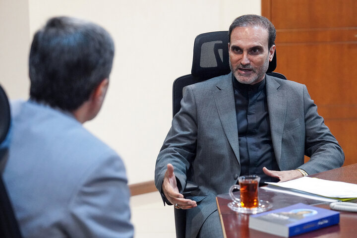 دیدار حبیب قاسمی نماینده مردم شهرضا و دهاقان در مجلس شورای اسلامی با رئیس ستاد اجرایی فرمان امام