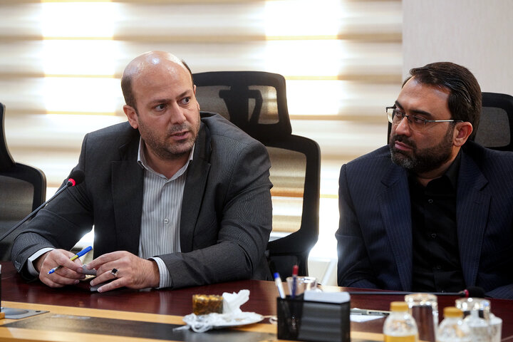 جلسه بررسی عملکرد اداره کل بازرسی و رسیدگی به شکایات ستاد اجرایی فرمان امام