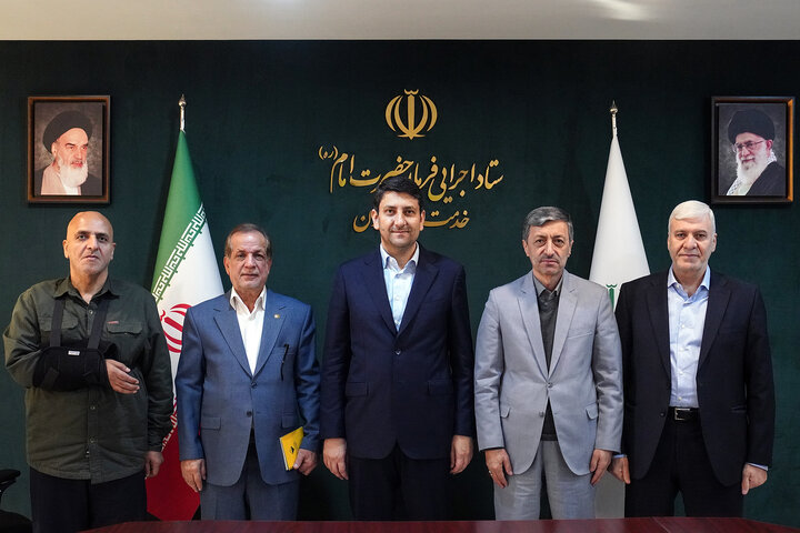 دیدار وزیر ارتباطات و فناوری اطلاعات با رئیس ستاد اجرایی فرمان امام