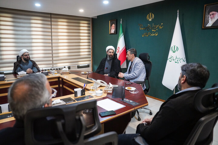 دیدار نماینده مقام معظم رهبری در دانشگاه‌ها  با رئیس ستاد اجرایی فرمان امام