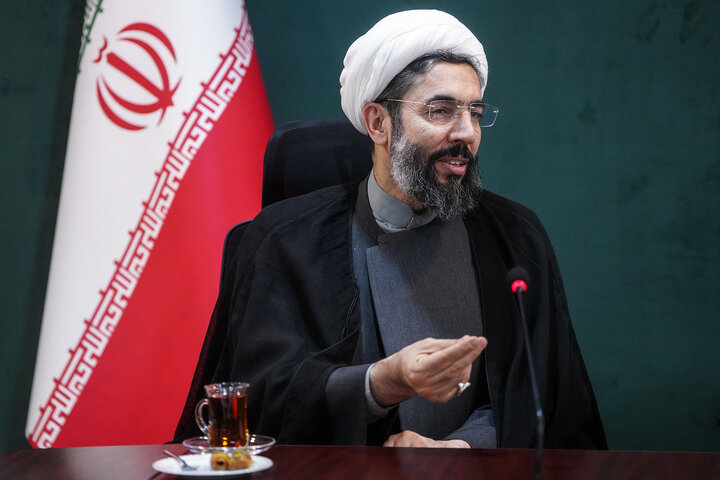 دیدار نماینده مقام معظم رهبری در دانشگاه‌ها  با رئیس ستاد اجرایی فرمان امام