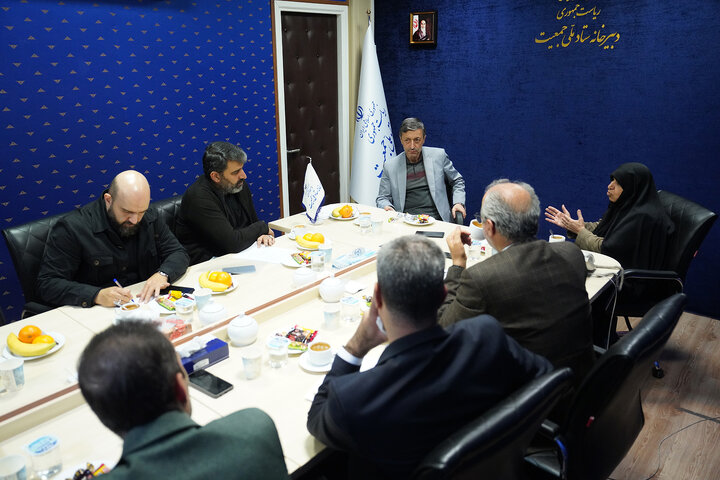 دیدار رئیس ستاد اجرایی فرمان امام با دبیر ستاد ملی جمعیت