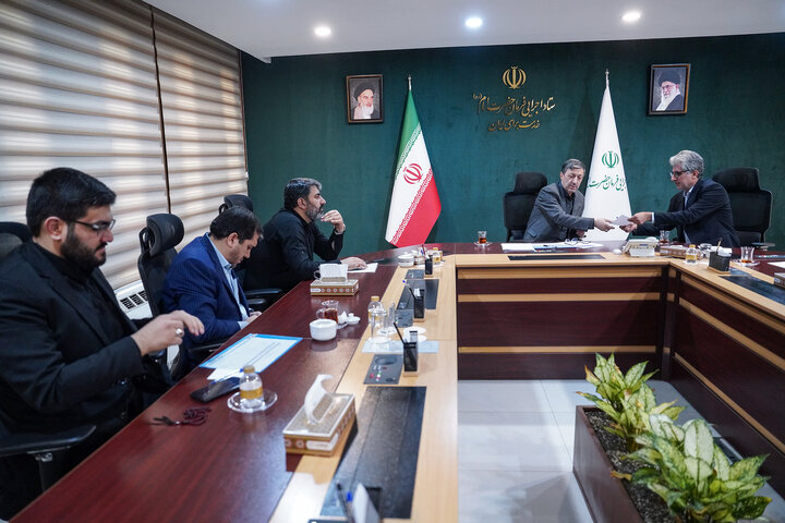 دیدار محمد انور بجارزهی نماینده مردم چابهار و نیکشهر در مجلس شورای اسلامی با رئیس ستاد اجرایی فرمان امام