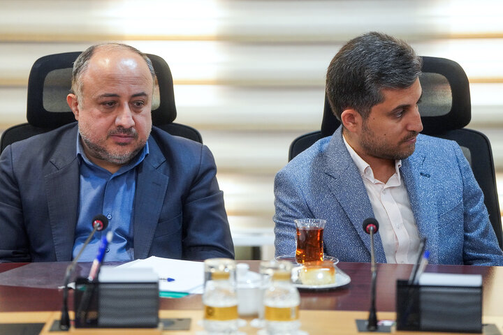 جلسه بررسی عملکرد معاونت حقوقی ستاد اجرایی فرمان امام