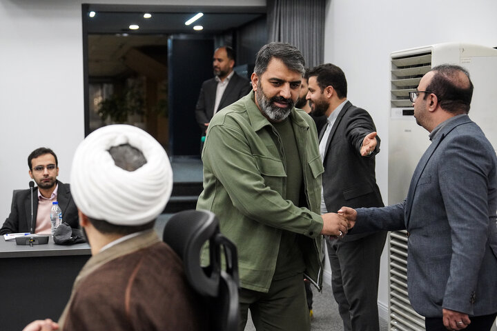 دیدار جمعی از نخبگان علمی و دانشگاهی با رئیس ستاد اجرایی فرمان امام