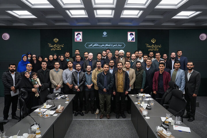 دیدار جمعی از نخبگان علمی و دانشگاهی با رئیس ستاد اجرایی فرمان امام