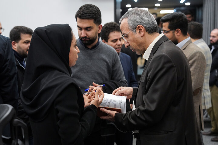 دیدار جمعی از نخبگان علمی و دانشگاهی با رئیس ستاد اجرایی فرمان امام