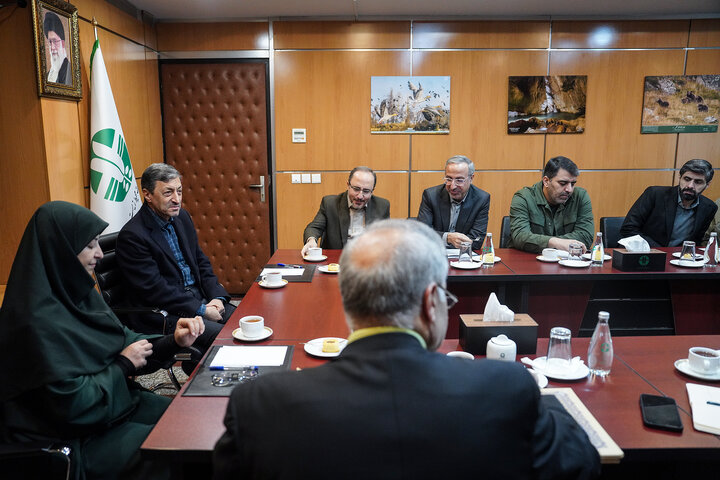 امضای تفاهم‌نامه همکاری میان ستاد اجرایی فرمان امام و سازمان حفاظت محیط زیست