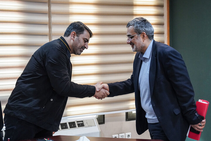 دیدار تعدادی از نمایندگان مجلس با رئیس ستاد اجرایی فرمان امام